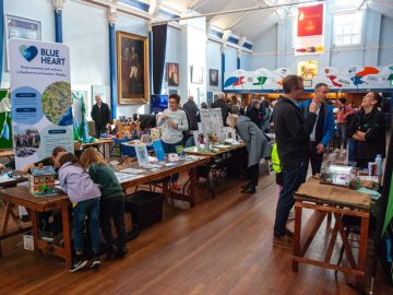 floods-exhibitors-72