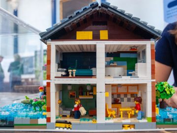 floods lego house